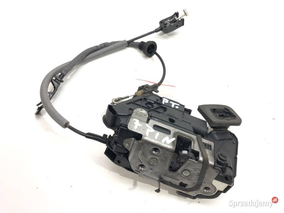 ZAMEK DRZWI PRAWY TYŁ VW GOLF VII Hatchback Motoryzacja