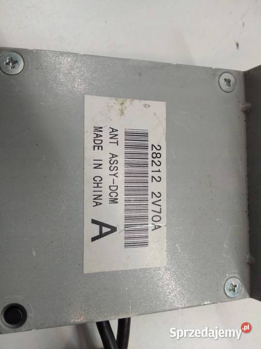 WZMACNIACZ 28212 2V70A Infiniti Q50 I 2013