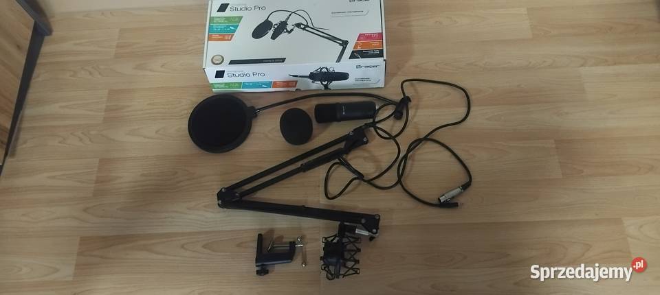 Mikrofon tracer na statywie Małogoszcz