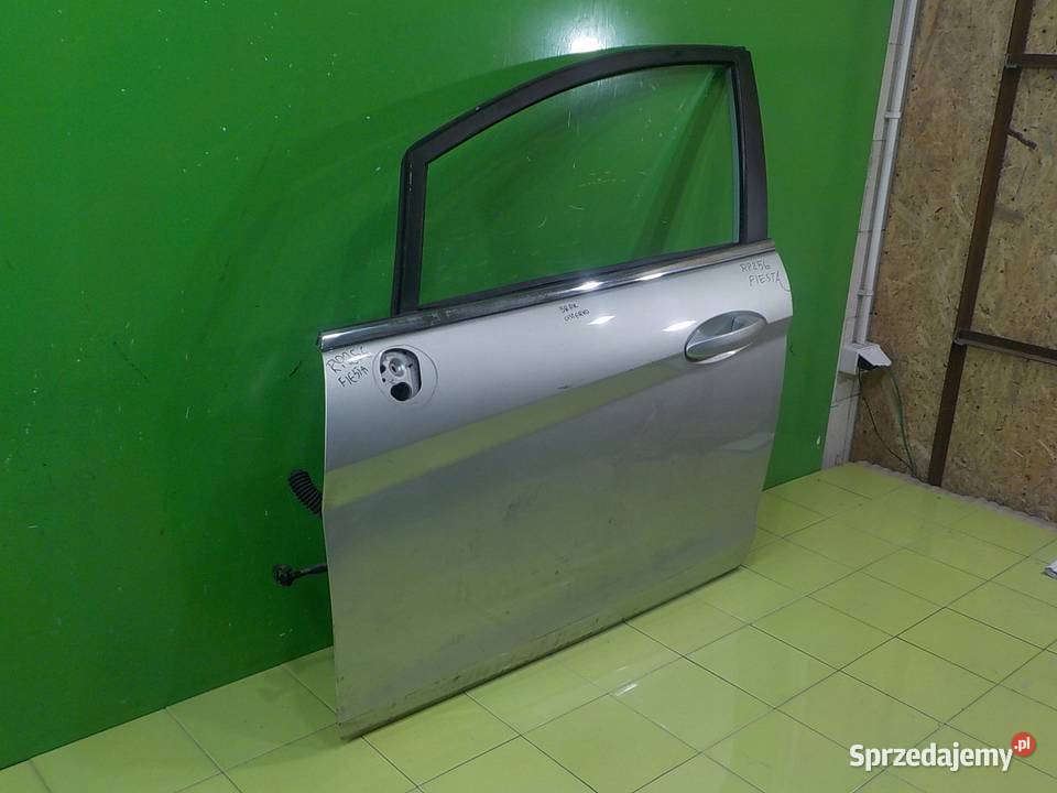 FORD FIESTA MK7 14 TDCI 09r drzwi lewe przod Suków