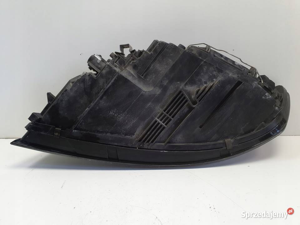 LAMPA PRAWA Volvo S40 II V50 LIFT PRZEDNIA prawy Rudka