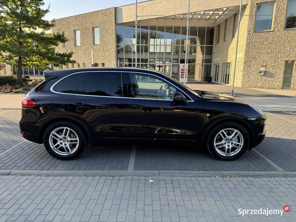 Porsche Cayenne SHybrid niski przebieg hybryda Modlniczka