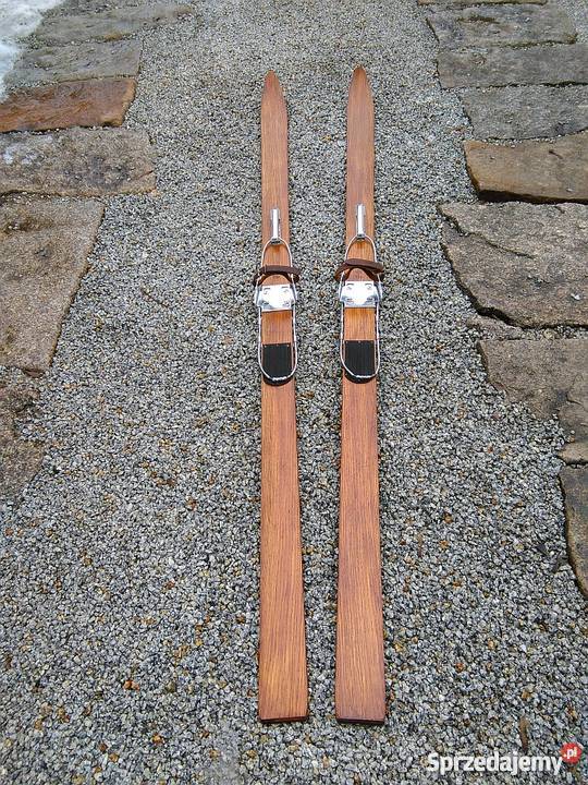 Stare drewniane narty Mesta Alpin Szklarska Poręba