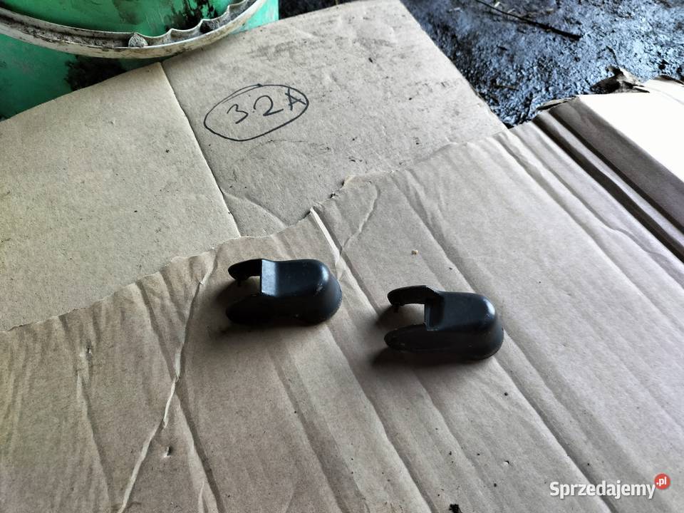 FIAT CC CINQUECENTO ZAŚLEPKA PRZÓD ŚRUBY RAMION Kamień-Kolonia