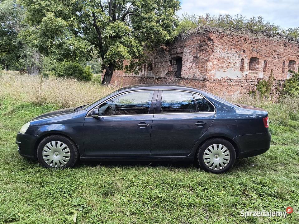 Volkswagen Jetta 115KM Jetta Łomianki