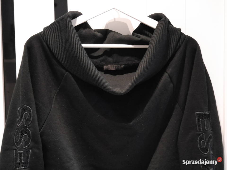 Guess przepiękna bluza odkryte ramiona golf 34 Wrocław