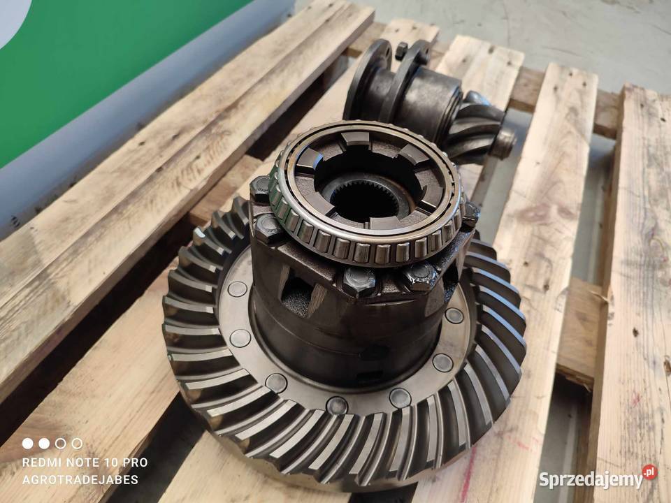 Mechanizm różnicowy Massey Ferguson 860 8x35 wielkopolskie Wilkowo
