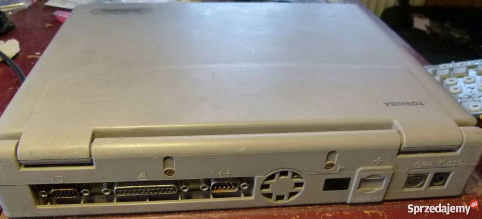 Laptop Toschiba Satellite 300CDT zabytek vintage