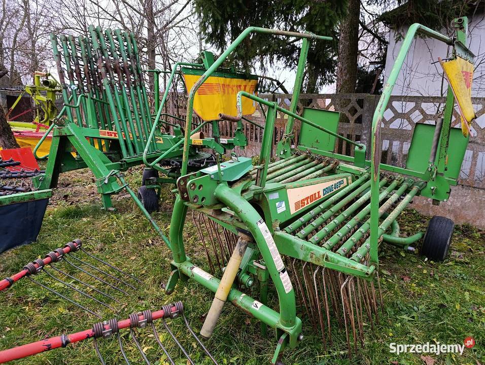 Przewracarka kuhn zgrabiarka Deutz fahr Zgrabiarki i przetrząsacze Rawica Stara