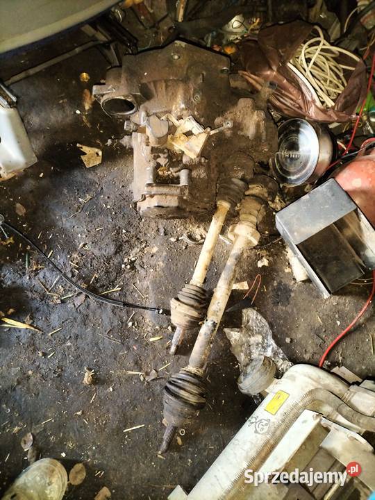 VW PASSAT B4 19TDI SKRZYNIA BIEGÓW PÓŁOŚ Kamień-Kolonia