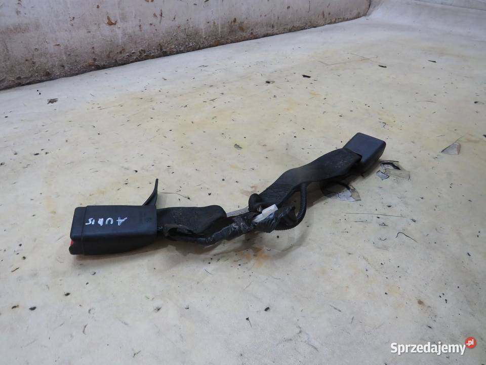 ZAPINKA PASA BEZPIECZEŃSTWA ŚRODKOWY TYŁ AURIS Pasy bezpieczeństwa