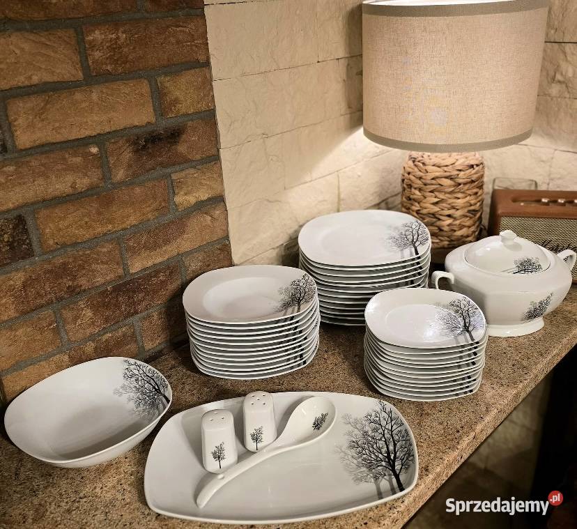 319 Zestaw obiadowy na 12 osób Wyposażenie wnętrz Zabrze