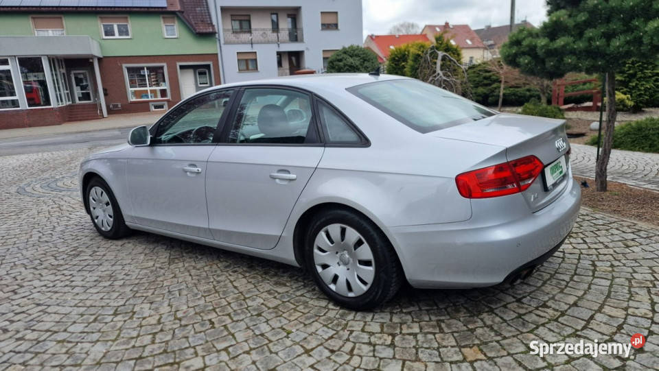 Audi A4 115 B8 18 TFSI 120 niski przebieg B8 immobilizer A4 Motoryzacja Głogówek