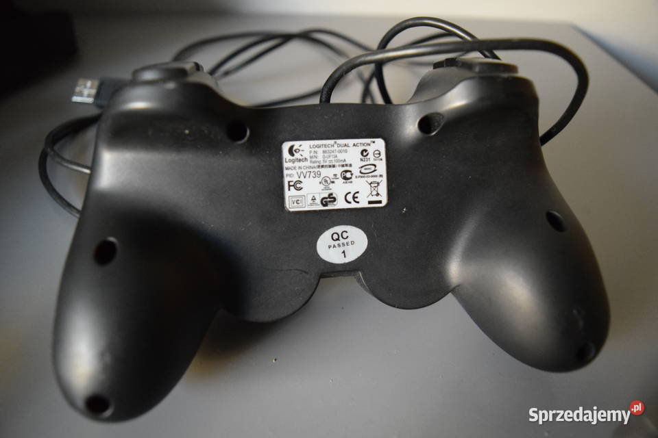 Pad Logitech dual action USB mazowieckie Piaseczno