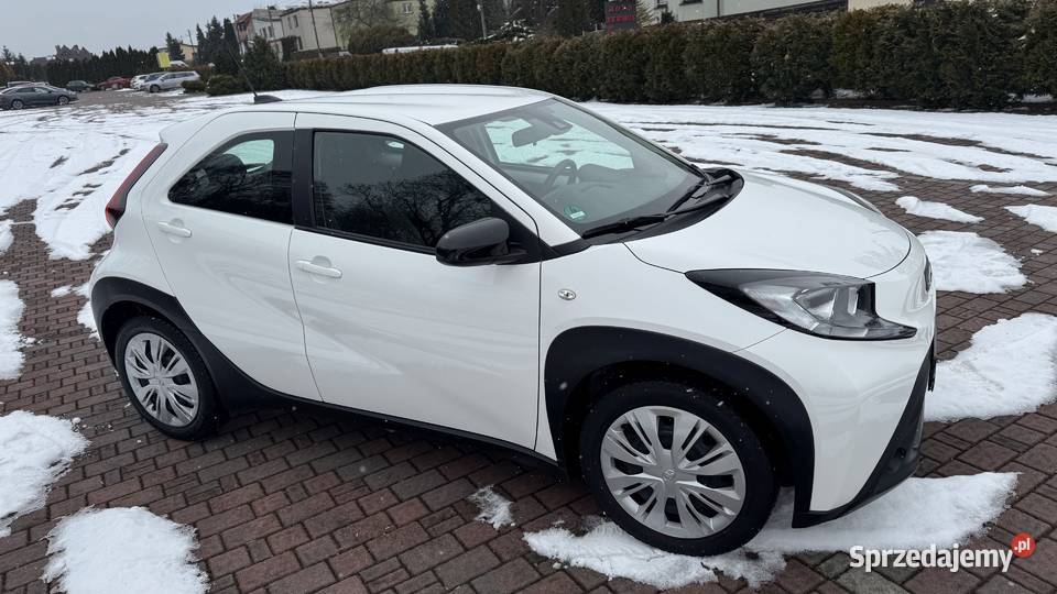 Toyota AYGO X 2023r 10 72 LED Navi Asystent Tarnowskie Góry