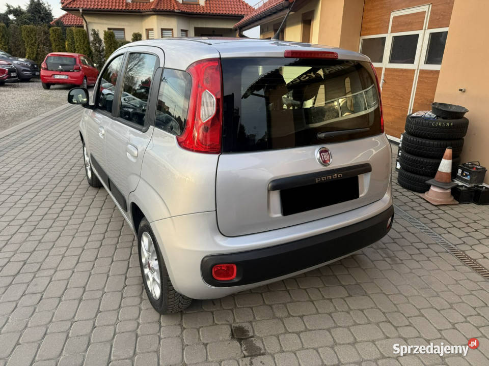 Fiat Panda 12 69 Klimatyzacja Bluetooth III 2011 garażowany Orzech sprzedam