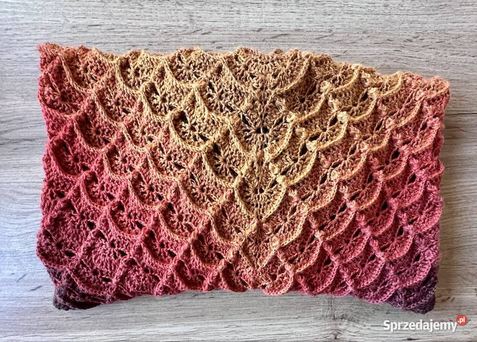 Ciepła chusta szydełkowa Królowa Górna sprzedam
