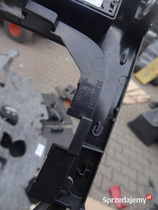 RAMKA OSŁONA ZMIANY BIEGÓW PANEL OPEL INSIGNIA B osobowe sprzedam