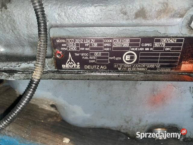 Głowica cylindrów Deutz 04291934RY TCD 2012 L04 Jastrzębniki sprzedam