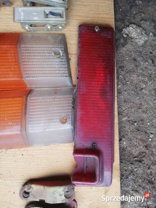 Fiat 125p kierunkowskazy lampy klosze itp