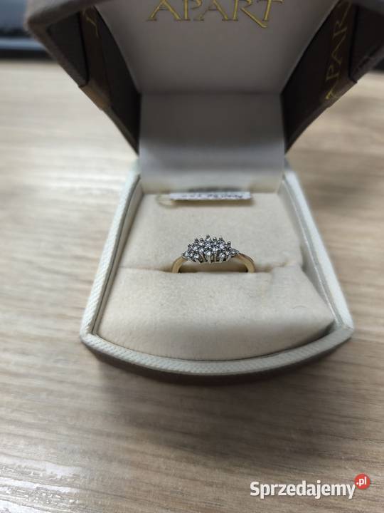 Złoty Pierścionek Apart próba 375 021ct 19 złoto Skępe