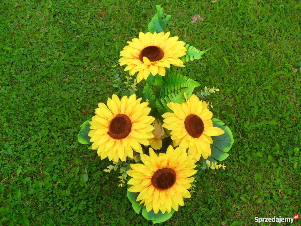 Stroiki sztuczne wiązanki kompozycje na grób Nowy Sącz