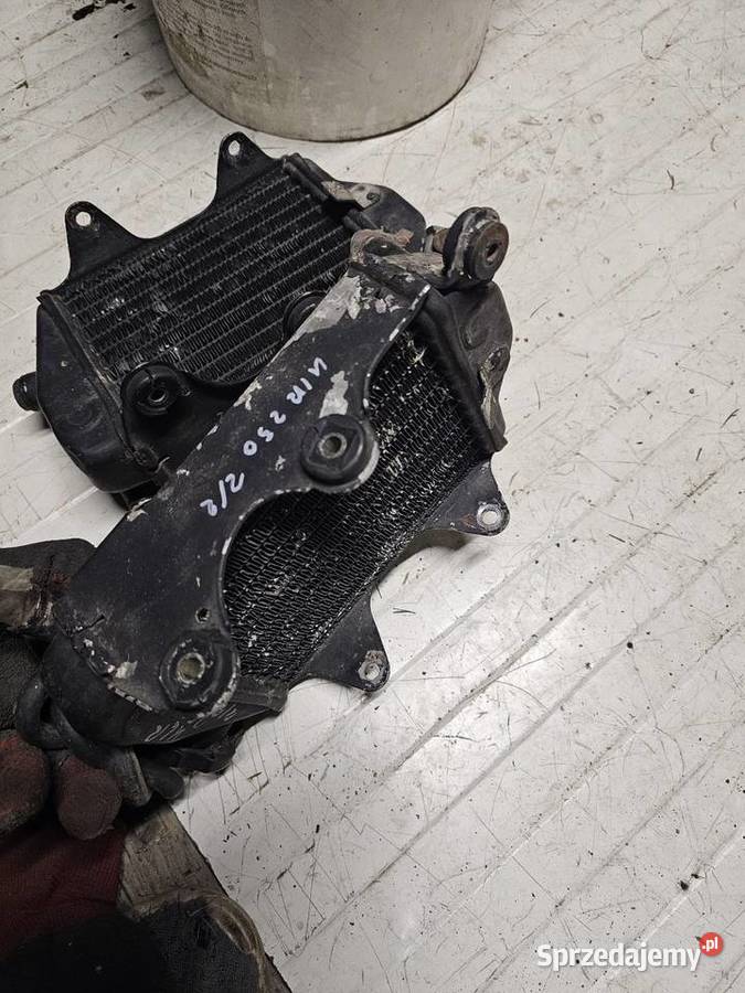 Kawasaki klr 250 chłodnica lewa prawa chłodnice Jelenia Góra