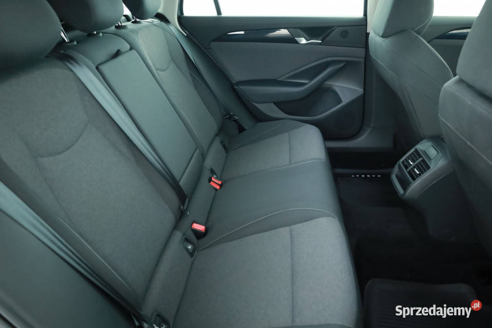 VW Passat 15 eTSI ACT
