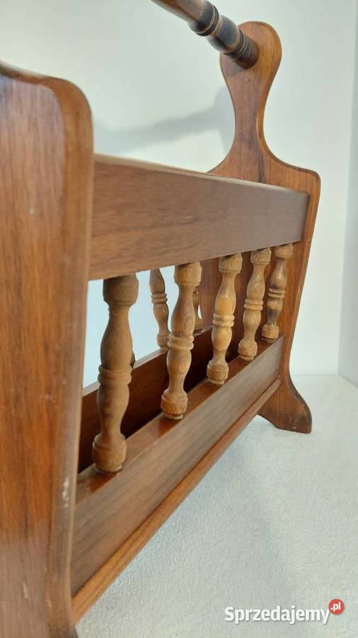 Gazetnik dębowy Krzykawa