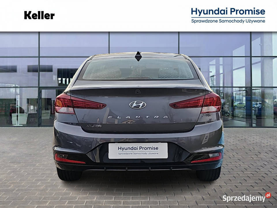 16MPI 128 I właściciel Salon STYLE Dealer Sedan / Limuzyna Gliwice