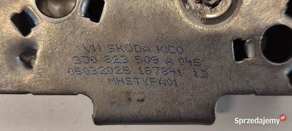 VW TAYRON ZAMKI MASKI LINKA KOMPLET 3J0823509A osobowe