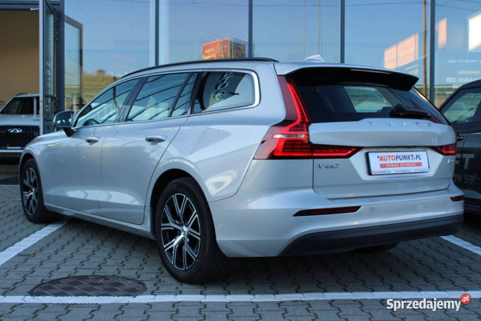 Volvo V60 2023r Fv23 Kamera FullLED HAK CarPLAY Bielsko-Biała sprzedam