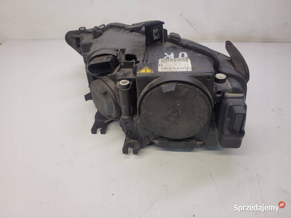 REFLEKTOR PRAWY PRZÓD AUDI A4 B8 LIFT 8K0941006D śląskie Przystajń