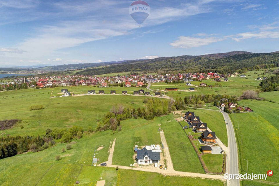 Widok na Jezioro Czorsztyńskie i Tatry Mizerna