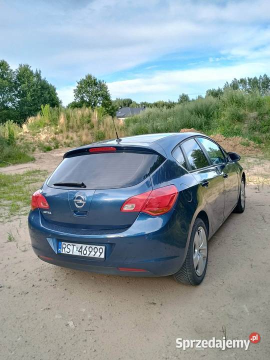 Opel Astra J welurowa tapicerka Stalowa Wola
