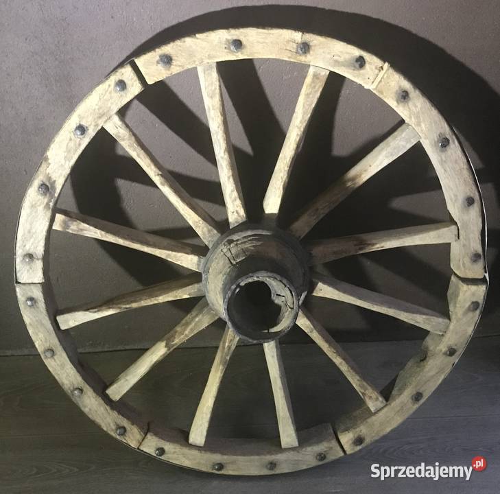 Stare ozdobne koło drewniane z metalowym okuciem Kleczew