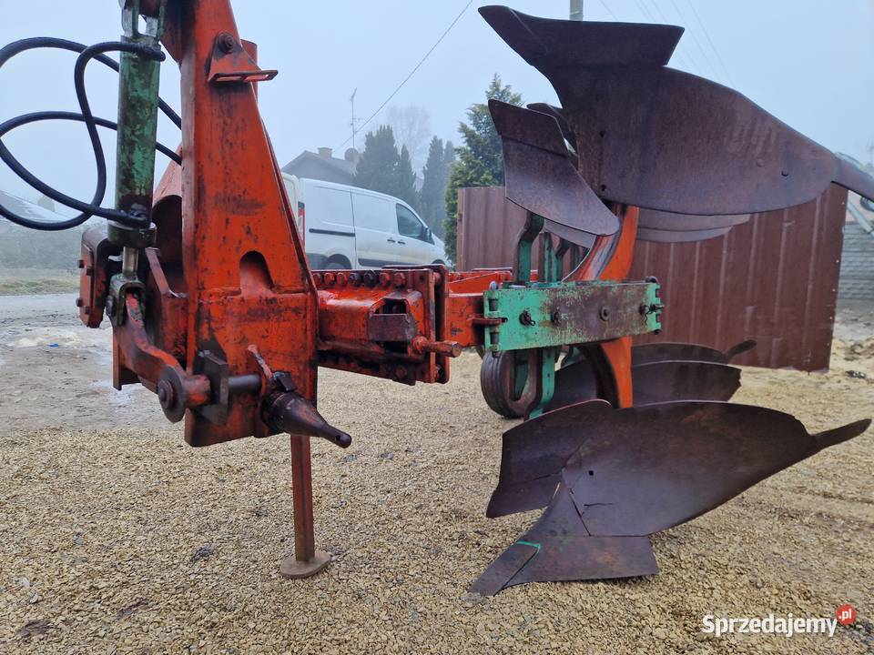 pług obrotowy Kverneland E1 3 skiby resor Zelów