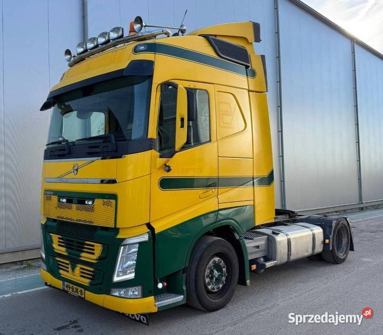 Ciagnik siodlowylowdeck mega Volvo mazowieckie