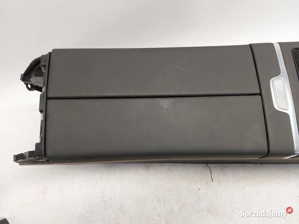 Cherry Jaecoo 7 PHEV 2025r Tunel środkowy