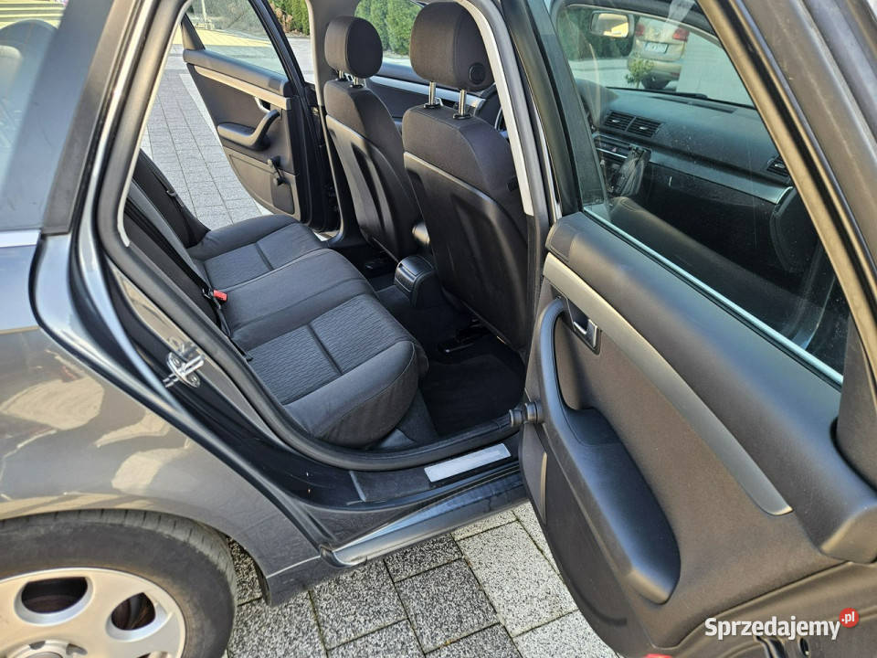 Audi A4 20 130 Klimatronik Automat Parktronik B7 lakier metallic Strzegom