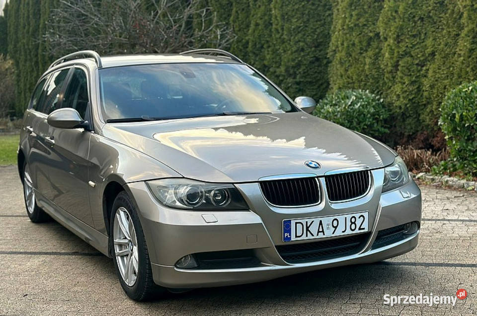 BMW 318 BMW e91 318i 20 143 6Biegów Xenon PDC lakier metallic Wrocław sprzedam