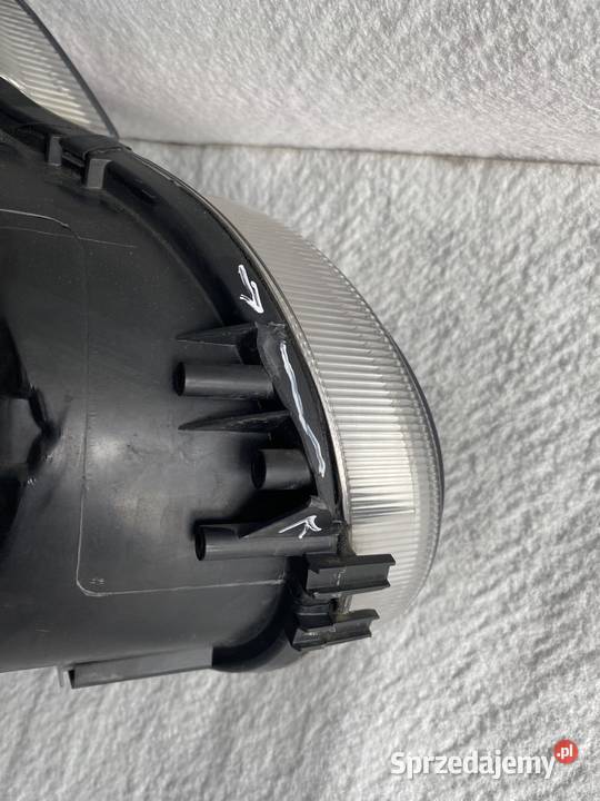 Lampa lewy przód Skoda Yeti 0912 śląskie Jasienica sprzedam