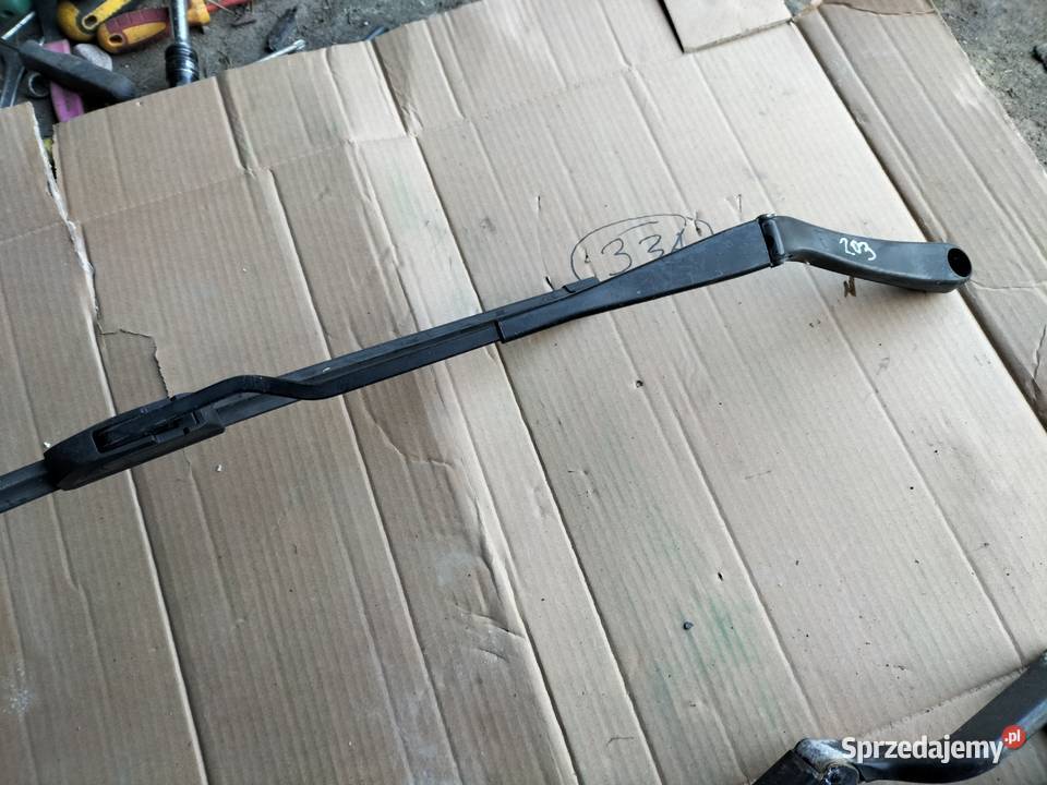 MERCEDES W203 W 203 RAMIE WYCIERACZKI PRZEDNIEJ Kamień-Kolonia