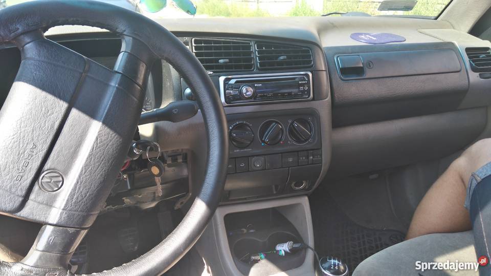 Volkswagen Vento Jetta USA bogate wyposażenie 20 elektryczne szyby Dłutów