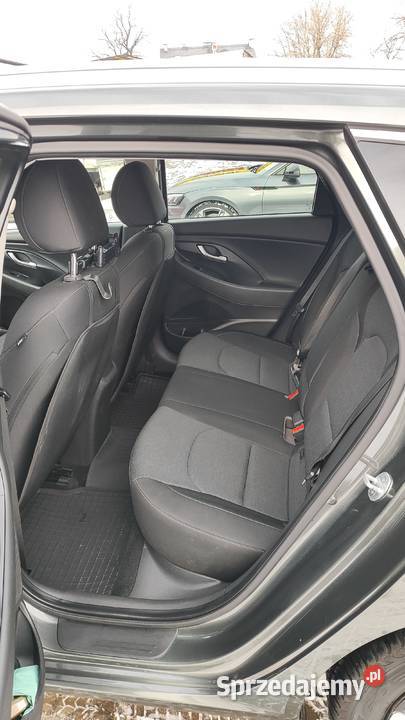 Hyundai i30 Kombi 15 DPI 110 Pakiet Comfort LED Rok produkcji 2021