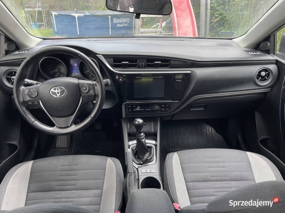 Toyota Auris 16 kombi LPG Comfort isofix