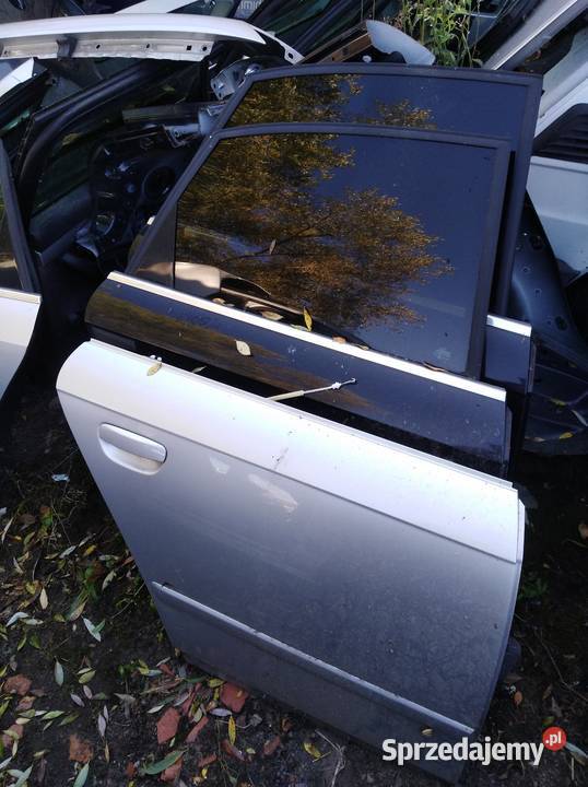 Drzwi a4 b7 całe kompletne Pakosław