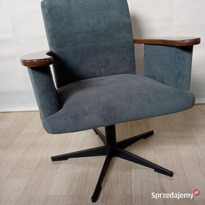 Fotel obrotowy z PRL KOS renowacji wielkopolskie Puszczykowo