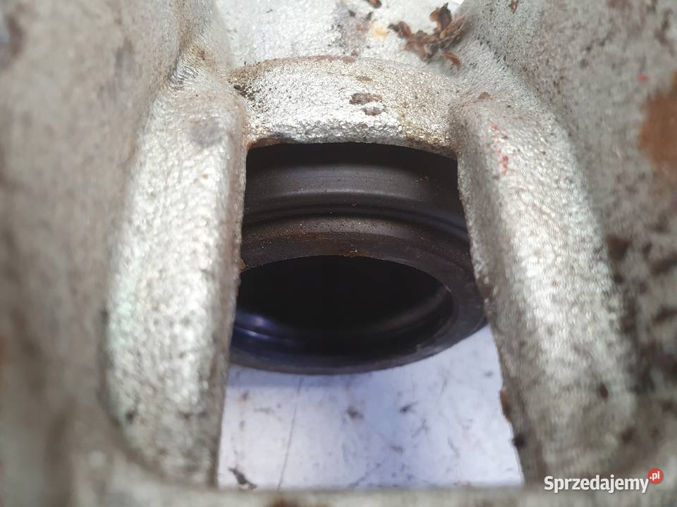 Polestar II PRZEDNI ZACISK HAMULCOWY lewy przód lubelskie Rudka sprzedam