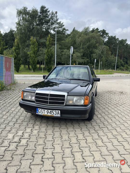 Mercedes w201 190 18 benzyna 1800cm3 Police